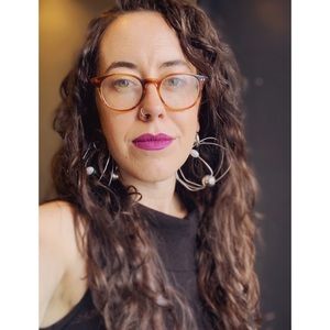 Meet your Posher, Caroline